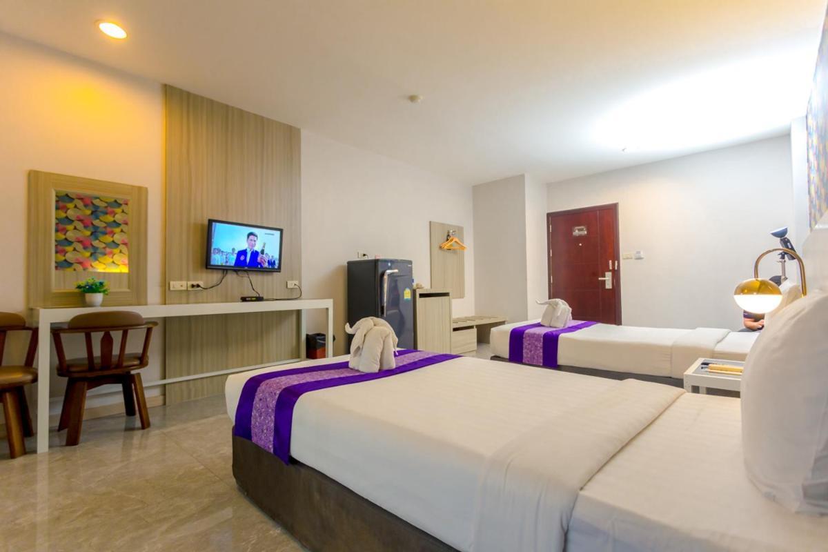 Embryo Hotel Pattaya Εξωτερικό φωτογραφία